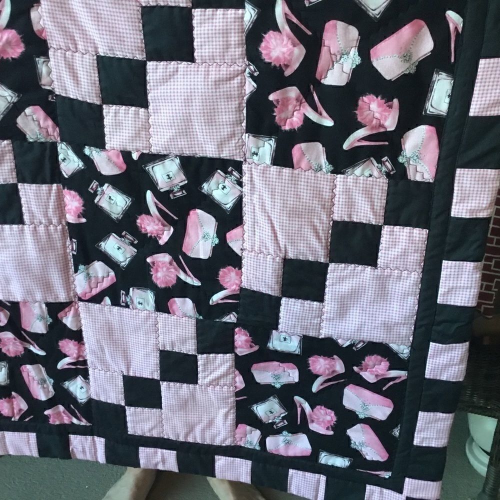 Handmade Quilt - Picture 6 of 10